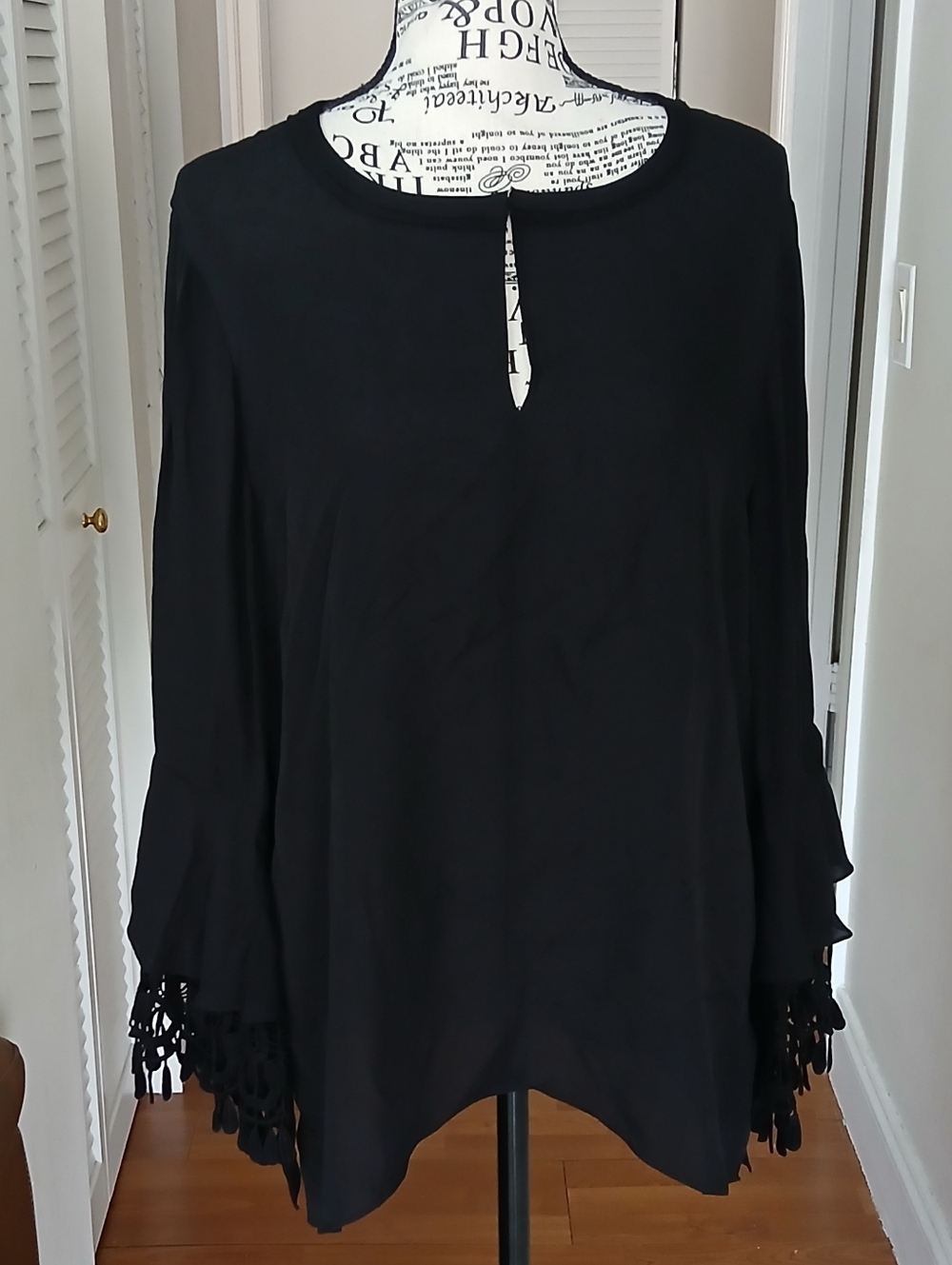 Kobi Halperin Silk Women's Long Sleeve Keyhole Blouse
